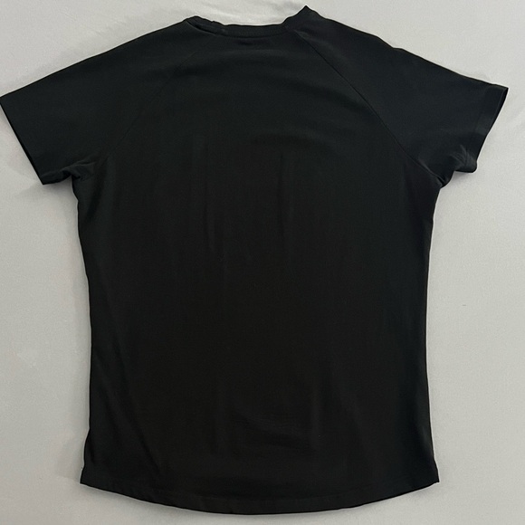 Alphalete Performance Tee - Black size Medium. - Picture 2 of 2